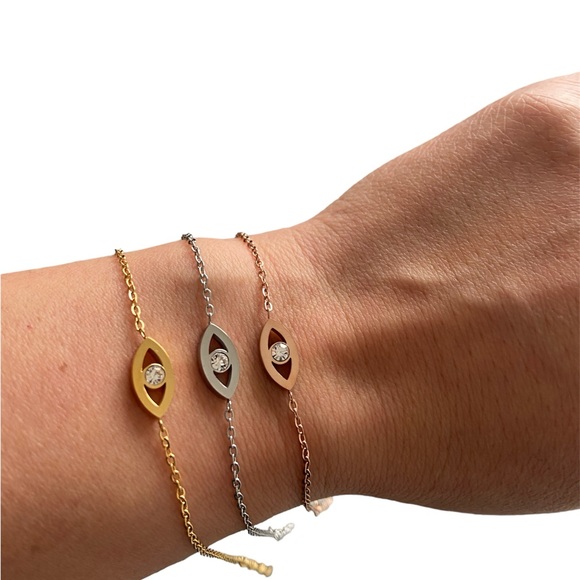 18k Rose gold plated stainless steel evil eye bracelet. - Picture 1 of 4